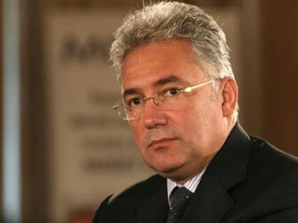 VIDEANU ANUNTA CA IL DA IN JUDECATA PE GABRIEL SANDU: "NU AM SEMNAT NICIO HG PRIVIND MICROSOFT"