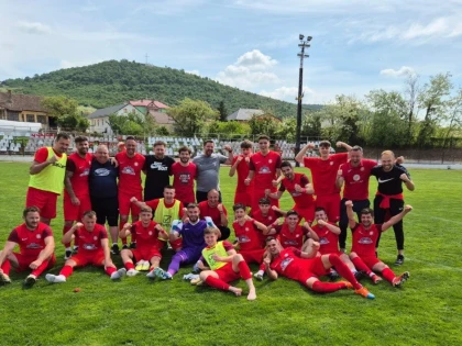 Viitorul Arad defilează spre titlul din Liga a IV-a! Rezultatele etapei și clasamentul