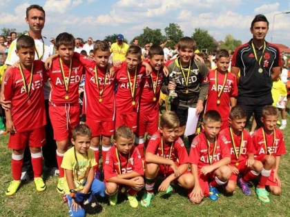 VIITORUL ARAD, SURPRIZA PLACUTA A CUPEI COTTA LA FOTBAL JUVENIL