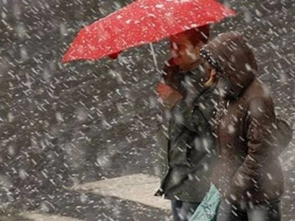 VINE IARNA: TEMPERATURILE SCAD CU PESTE ZECE GRADE SI SE ASTEAPTA NINSORI