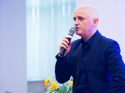 Virgil Ianțu și radiografia unei călătorii prin țară