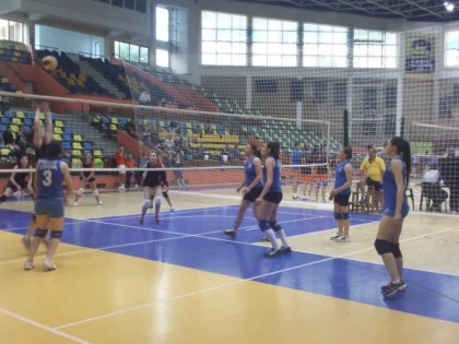 VOLEIUL FEMININ ARĂDEAN REVINE ÎN DIVIZIA A2