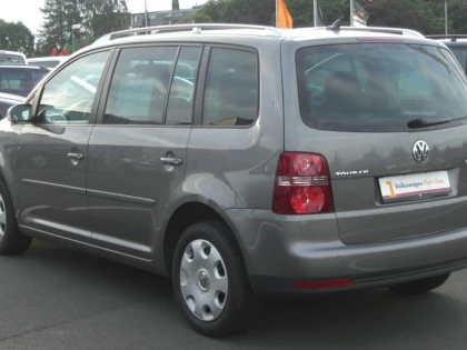VW TOURAN SUSTRAS DIN SPANIA, GASIT DE POLITISTII ARADENI