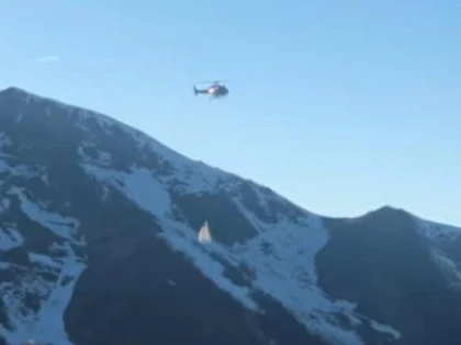 Zăpadă dusă cu elicoptere în Pirineii francezi. Reacția ecologiștilor
