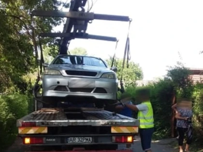 Zeci de maşini ridicate în doar 7 zile, în Arad
