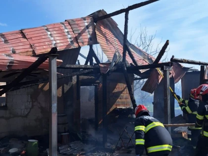 Zeci de situații de urgență pentru pompierii arădeni, în doar 24 de ore