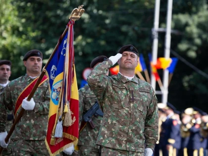 Ziua Eroilor este marcată astăzi prin ceremonii militare și religioase în toată țara