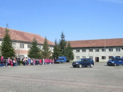 ZIUA PORTILOR DESCHISE LA INSPECTORATUL DE JANDARMI JUDETEAN ARAD