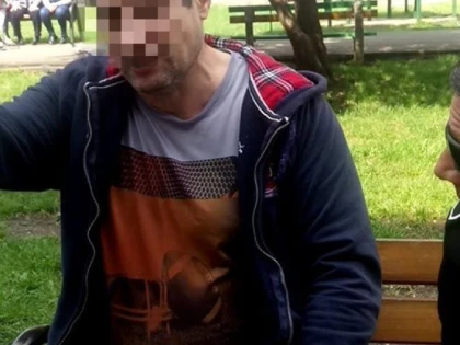 Ziua și afișul electoral vandalizat